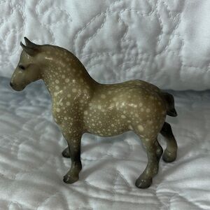 Breyer Dapple Bubbles Draft Horse Stablemate-HOLIDAY REDUCTION 🎄🤶👀
